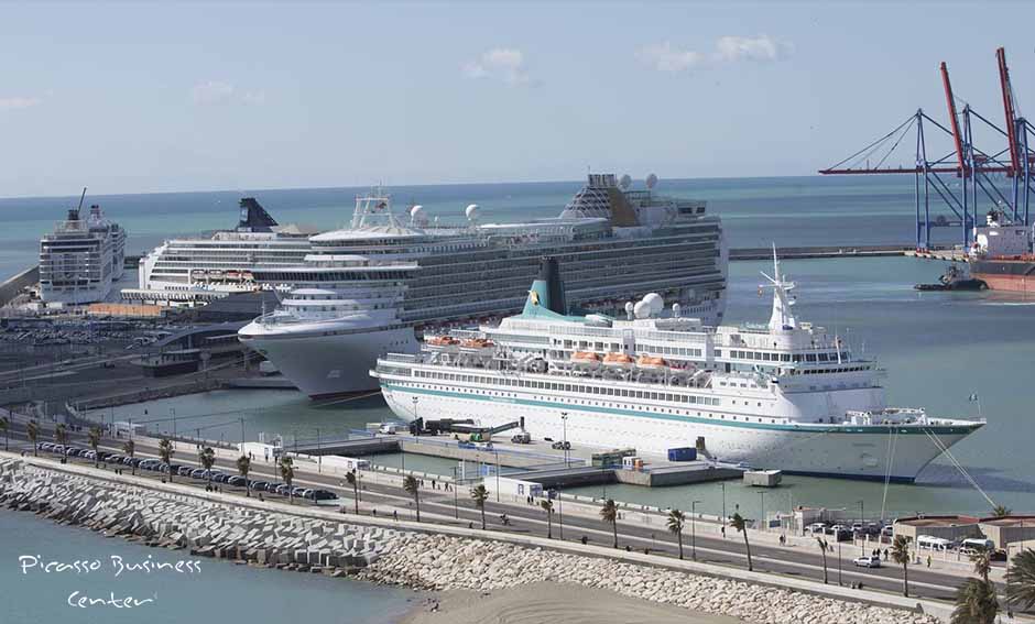Port maritime pour méga navires de croisière à 8 minutes en voiture